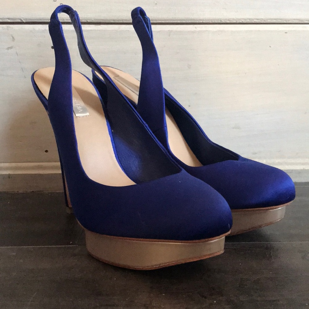 BCBG MAXAZRIA heels
